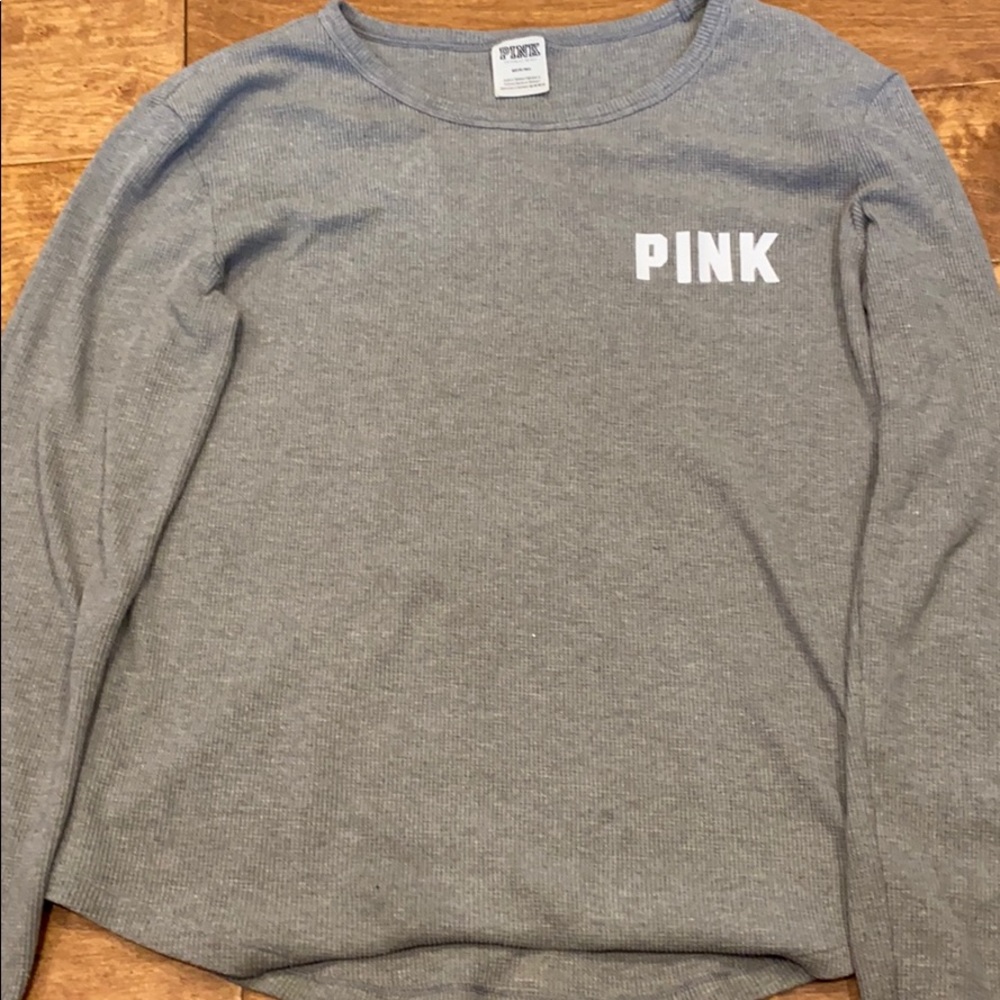 Long sleeve gray shirt